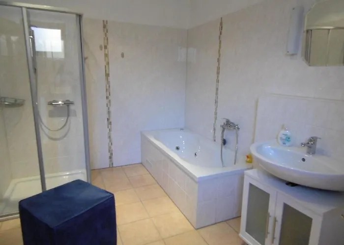 Apartamento In Mit Whirlpool By Interhome Waldbreitbach